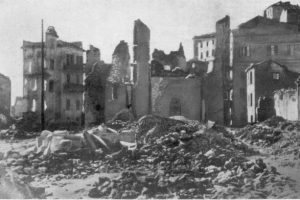 Zoagli dopo il bombardamento del 1943 (Autore Solaxart)