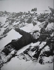 Soldati italiani durante la ritirata